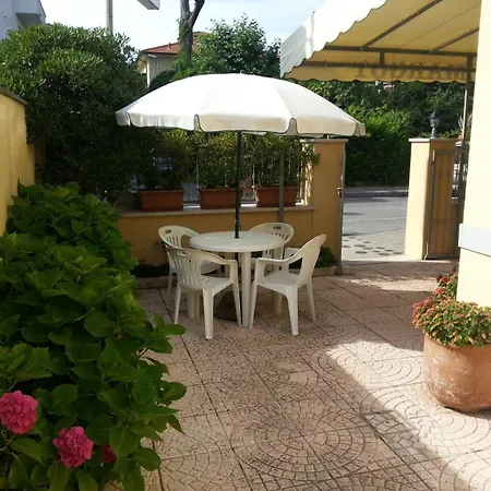 Hotel Margot-3